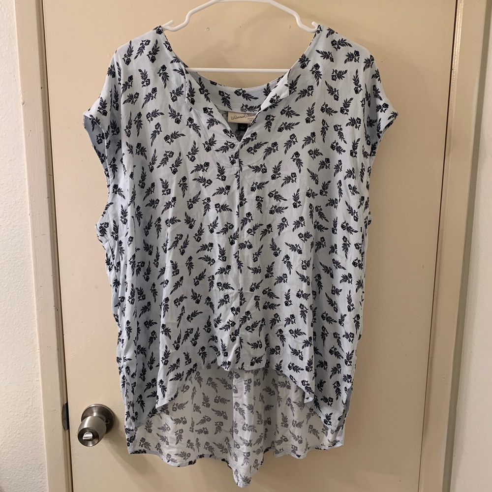 Floral print short sleeve blouse
